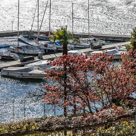 -Appartamento Il Molo- A Due Passi Del Lago Lierna Exterior photo